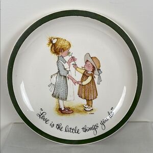 Holly Hobbie Decorative Plate 1972 Collector's Edition American Greeting Corp.